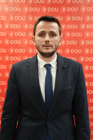 Doç. Dr.